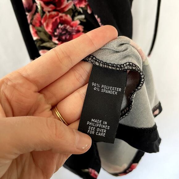 IZ Byer black and pink floral wraparound style dress mini women's size S flutter - Picture 5 of 7